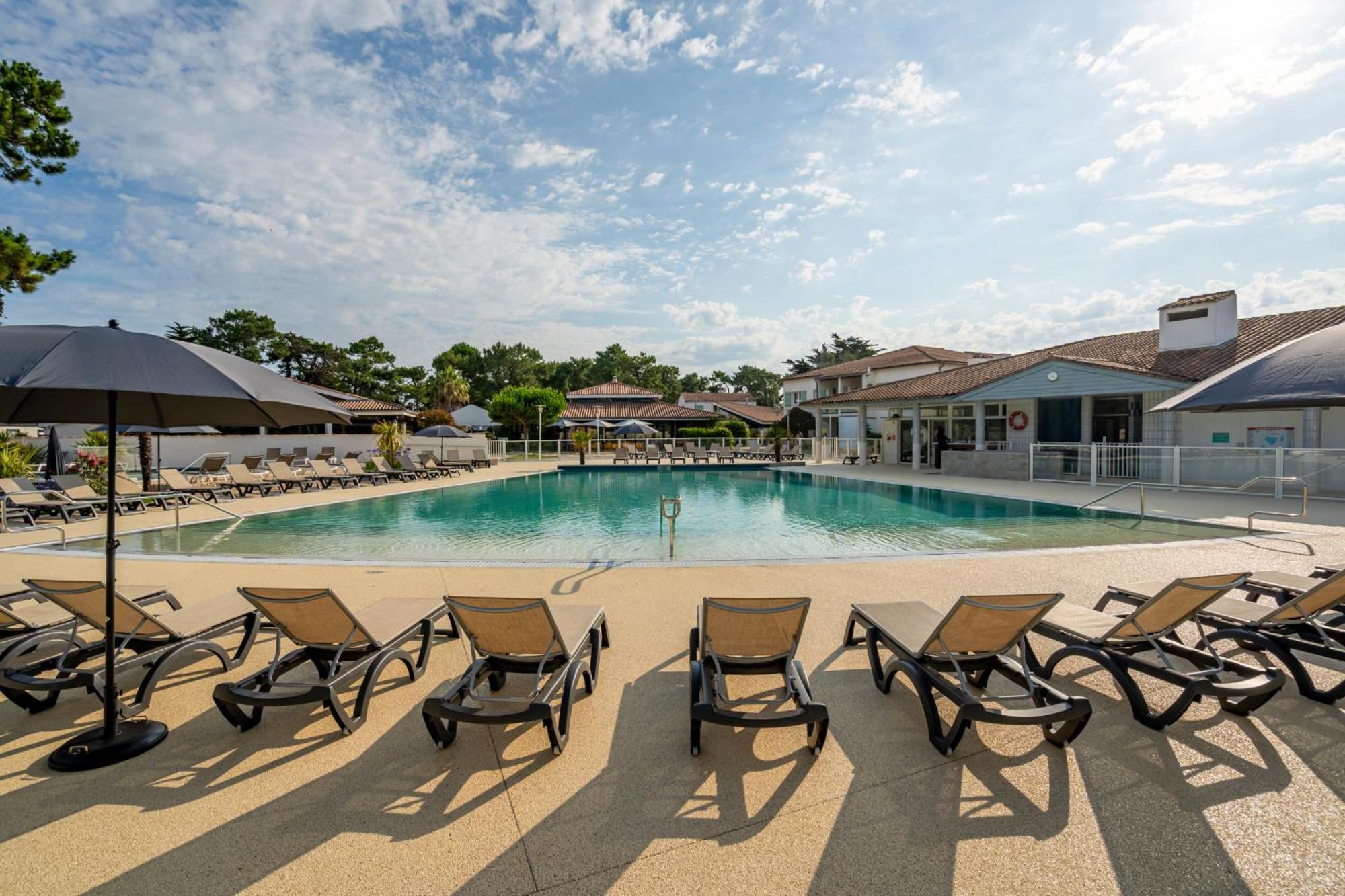 Camping Les Grenettes Sainte-Marie-de-Ré Exterior foto